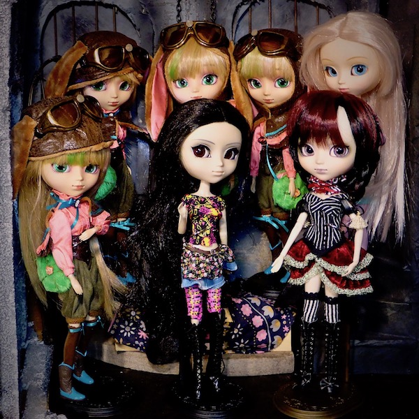 [Image: pullip1.jpg]